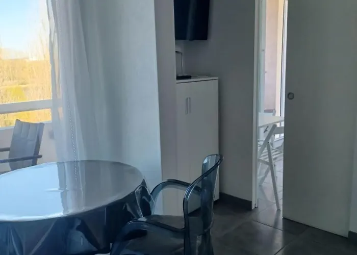 Avec Balcon Et Superbe Vue Апартаменты